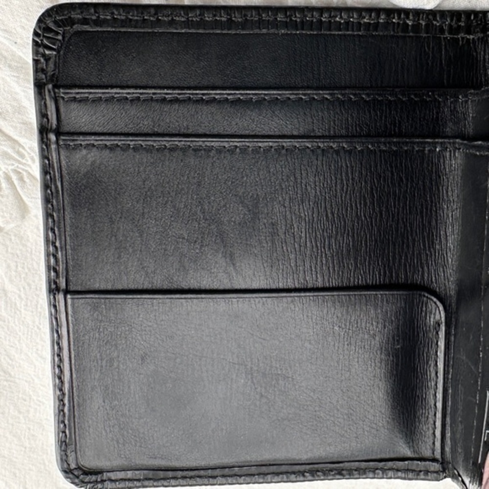 AUTHENTIC Louis Vuitton Marco Wallet. Black. - Picture 3 of 16
